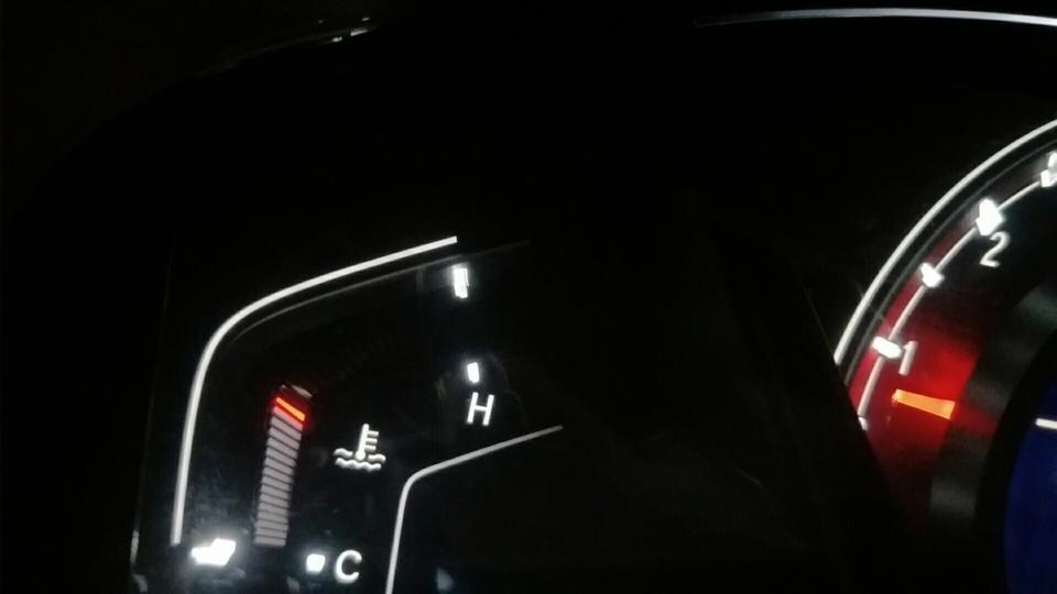 本田cr-v-CRV19款  水温表这样显示正常吗？