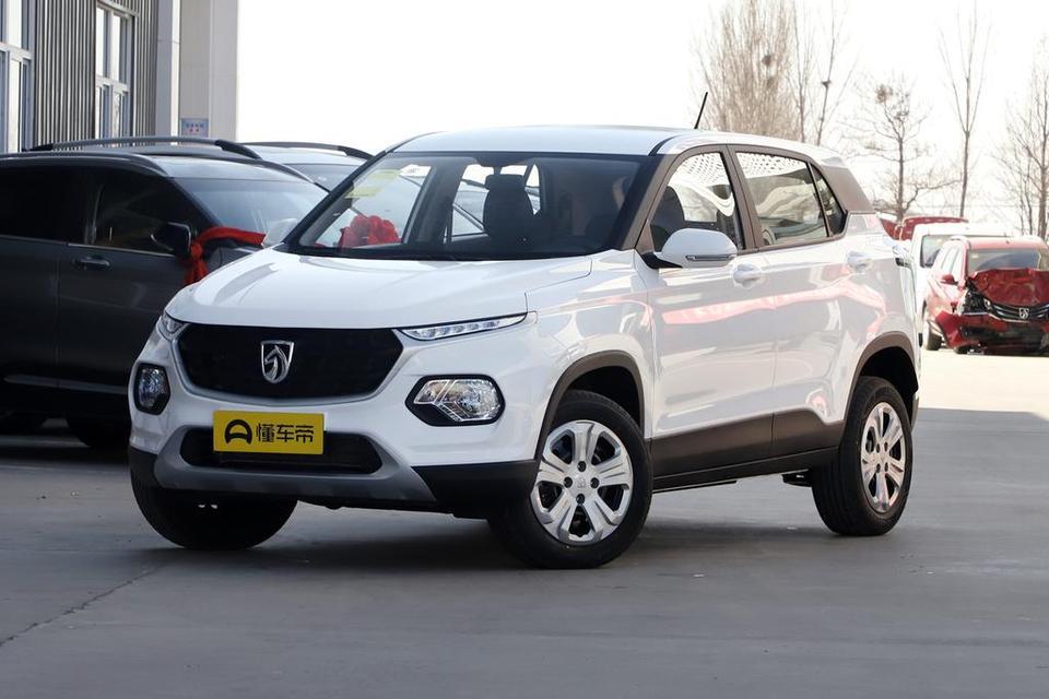 宝骏510-1. 5手动劲享型4S店有现车吗？城市里开油耗怎么样？