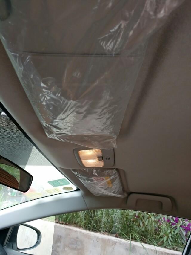 威驰车内照明灯泡怎么拆卸？我想换个亮度比较高的。