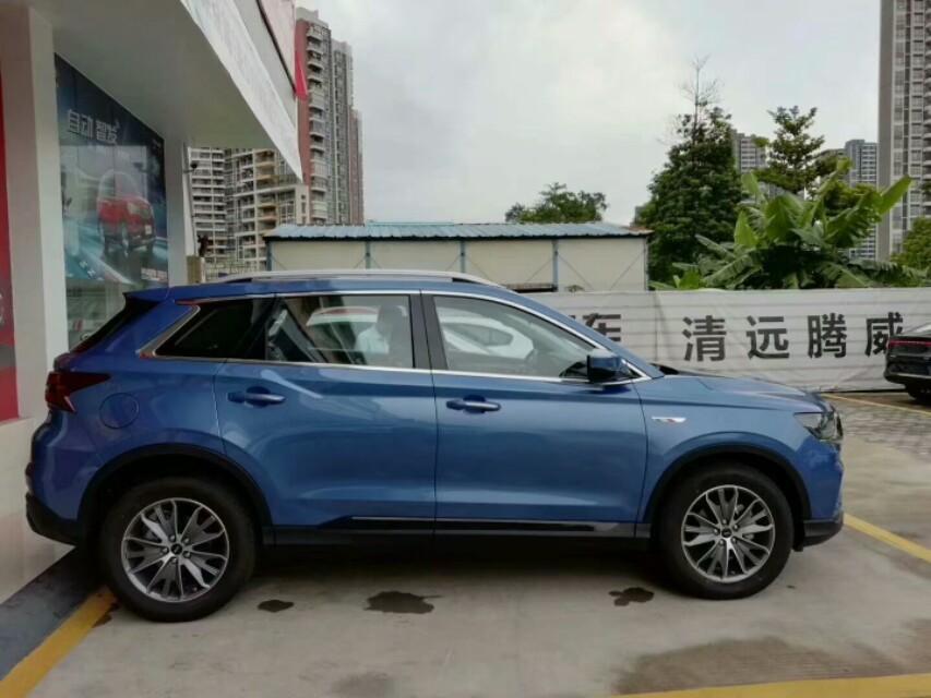 swm斯威g01-新款G01你心动了吗？看一眼就移不开眼睛了，来个侧颜杀????????