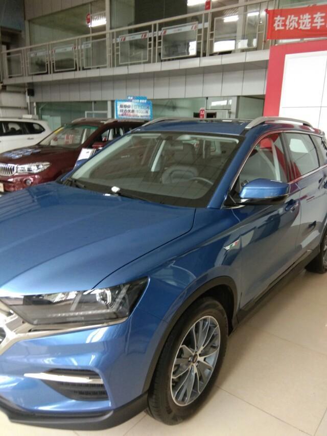 swm斯威g01-G-01实车到店了，先让大家看看哦！