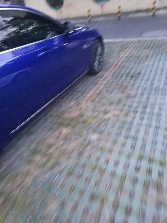 捷豹xe-看看有没有这颜色吗？