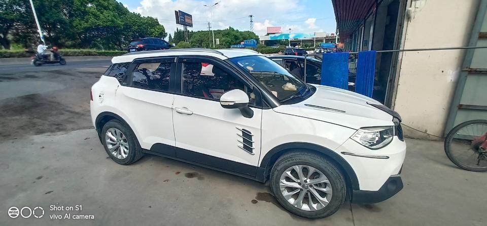 中华v3-为什么总有一些人！开着其他品牌的车！来说V3的过错？？你开过V3吗？?