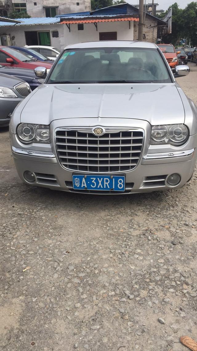 克莱斯勒300c(进口)-大家看看这是什么车可以卖多少钱