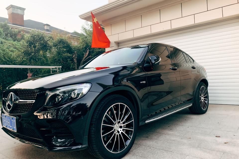 奔驰glc amg-43车型车主 六月份提车的到现在 梅赛德斯me互联无法使用 车辆绑定手机后 手机不显示任何信息 车辆使用功能显示激活异常 去4S了两三趟还是不行 售后说是无锡地区首例 想问问广大车友有没有类似问题的