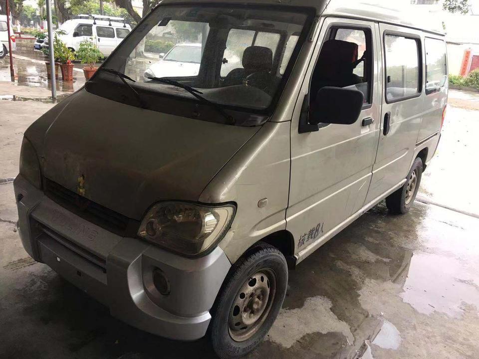 五菱之光-请问一下 09年的车 现在二手价格大概是在多少