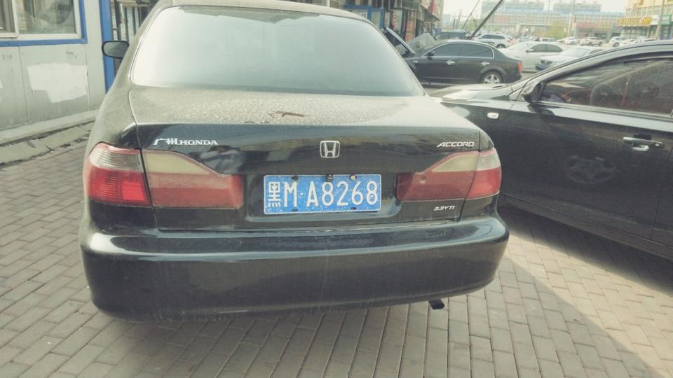 雅阁-大家看看这是什么车 
 2018年05月13日15:07:07值多少钱