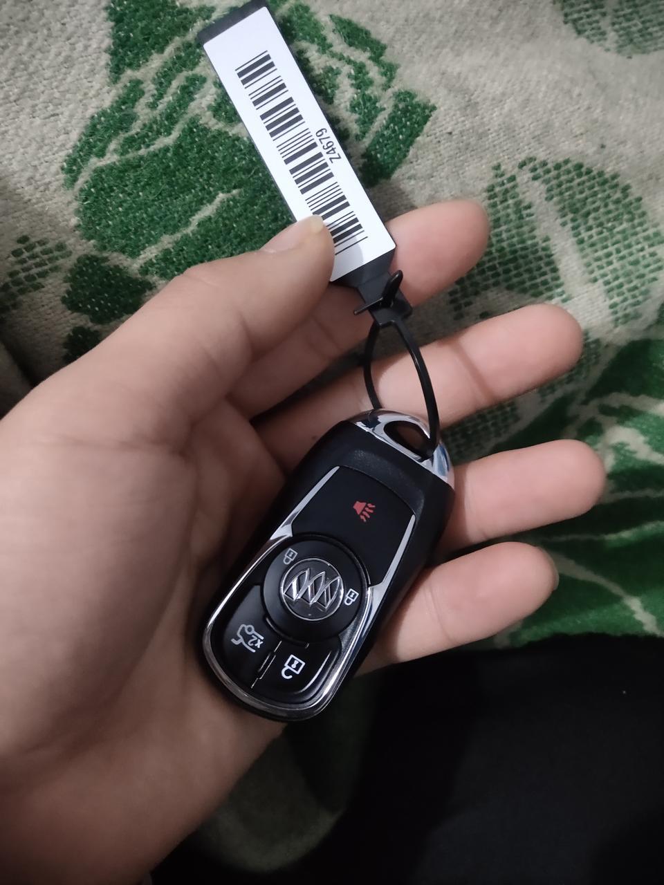 别克君威豪华型20T配一把钥匙的话大概要多少钱？