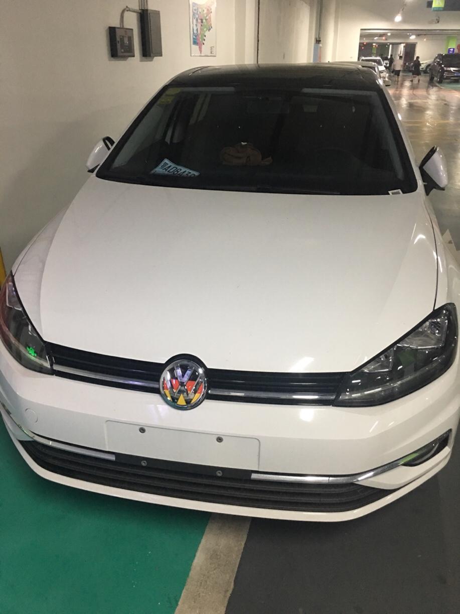 新车18款高尔夫1.4手动230，目前磨合期行驶1050公里左右，启动后倒车时后刹车有轻微异响，不是每次都有，5次里面有2次，不知道大家有没有遇到过？