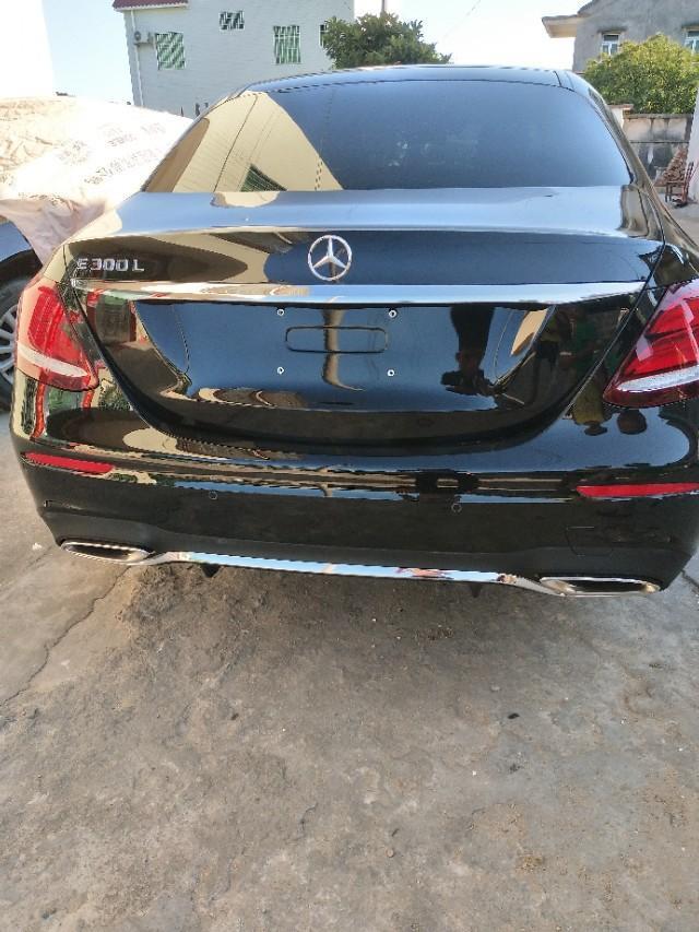 奔驰e级-大家看看这是什么车 
 2018年05月20日16:57:31