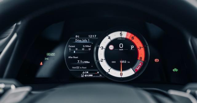 北京哪个平行进口店可以订到海外版的雷克萨斯ES300h F Sport  ？