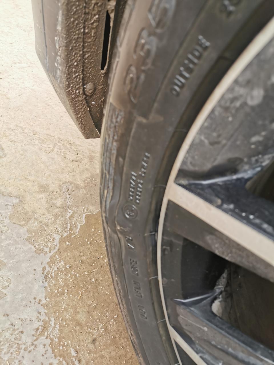 途观l-有没有知道需不需要换原厂的轮胎啊。我看是马牌235/50/19的。外面能不能买到同款轮胎吗？