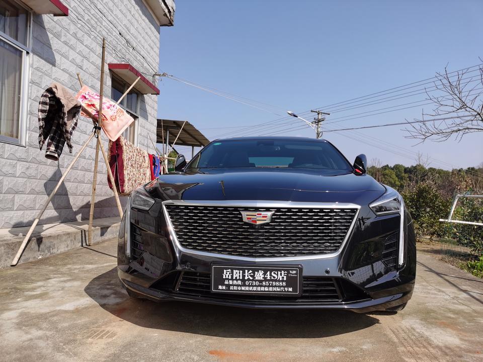 凯迪拉克ct6-19款豪华版，不到1000公里，急加速会出现咔咔的异响，类似于底盘刮擦的声音，是什么原因？？
