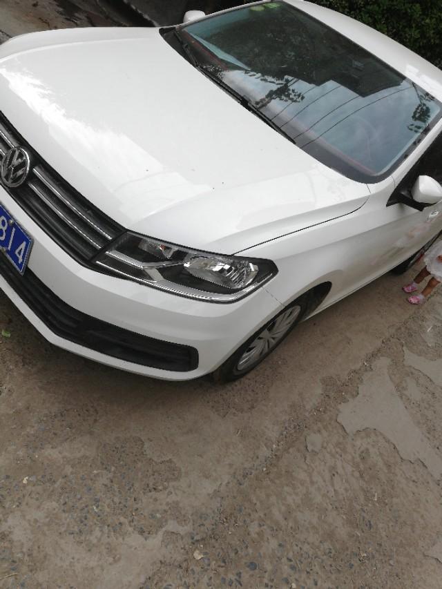 桑塔纳和宝来哪个更经济实惠?