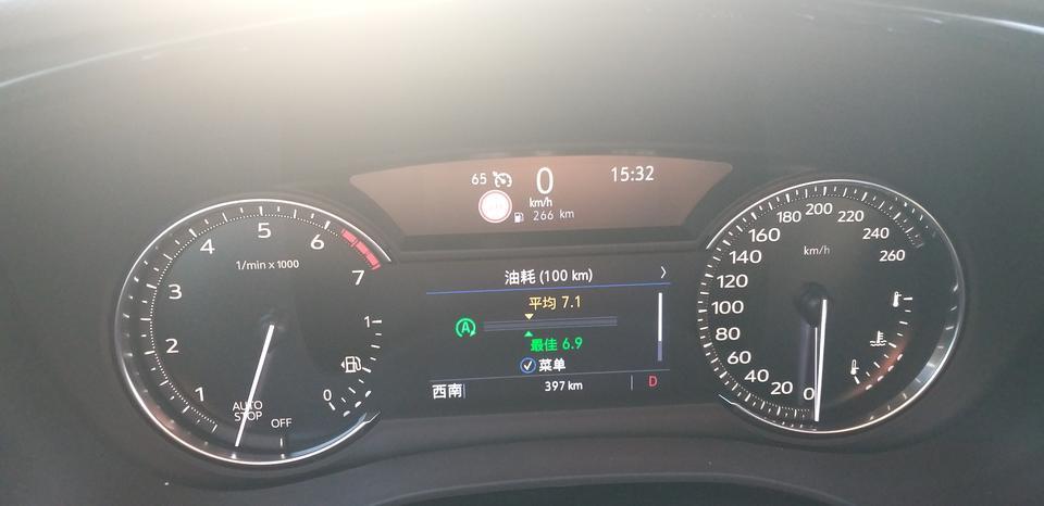 凯迪拉克xt5-麻烦问一下广大车友，这U盘听歌只能排着头听么？有没有歌曲的目录啥的？100来首歌想听哪首总不能一个劲儿的下一曲吧？只下载十几首又不够听得，求解：28两驱豪华。