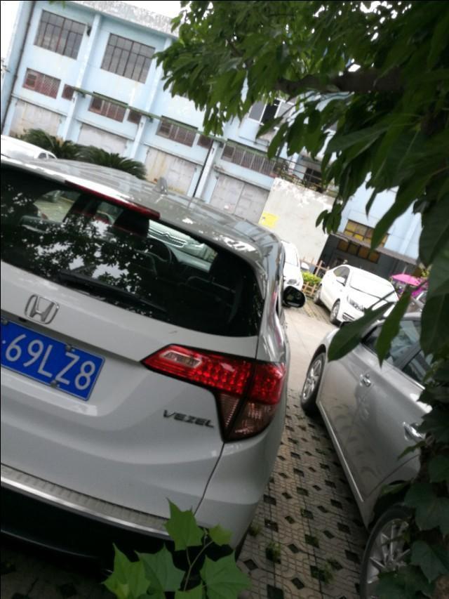 本田缤智车加装脚垫好不好？