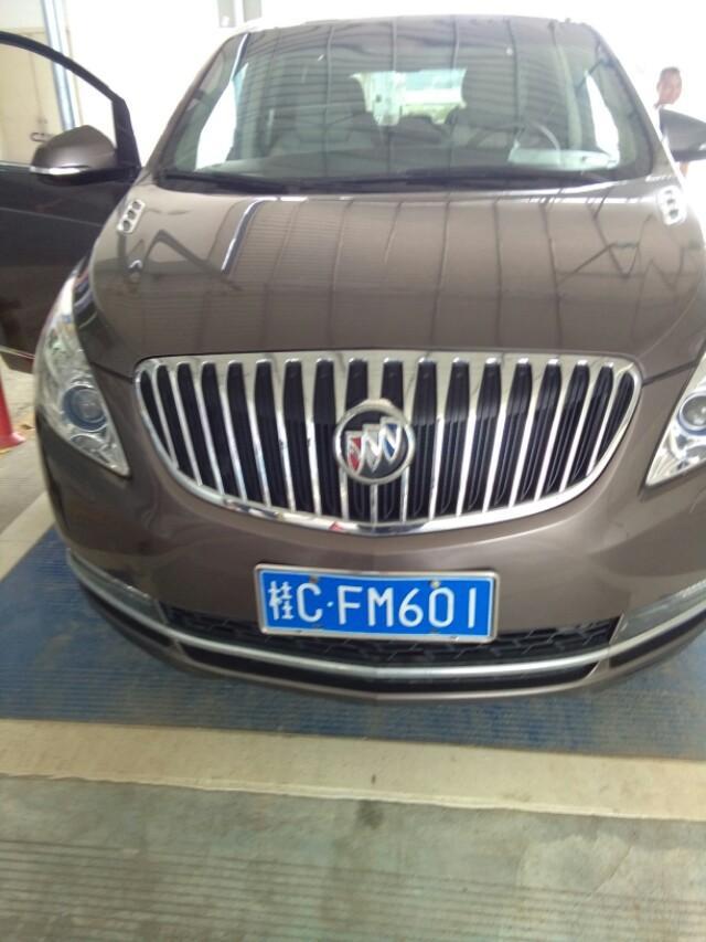 别克gl8-大家看看这是什么车 
 2018年05月14日15:26:42