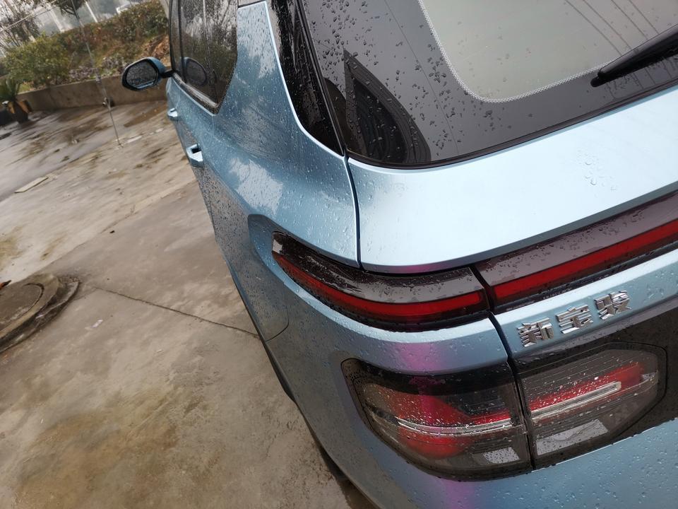 新宝骏rm-5-这款车，这个颜色油漆掉了，好不好配色？