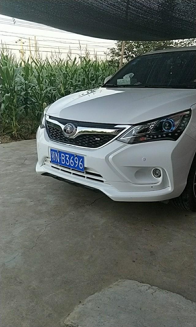 宋-1.5t小车跑100公里转速2000多点正常吗