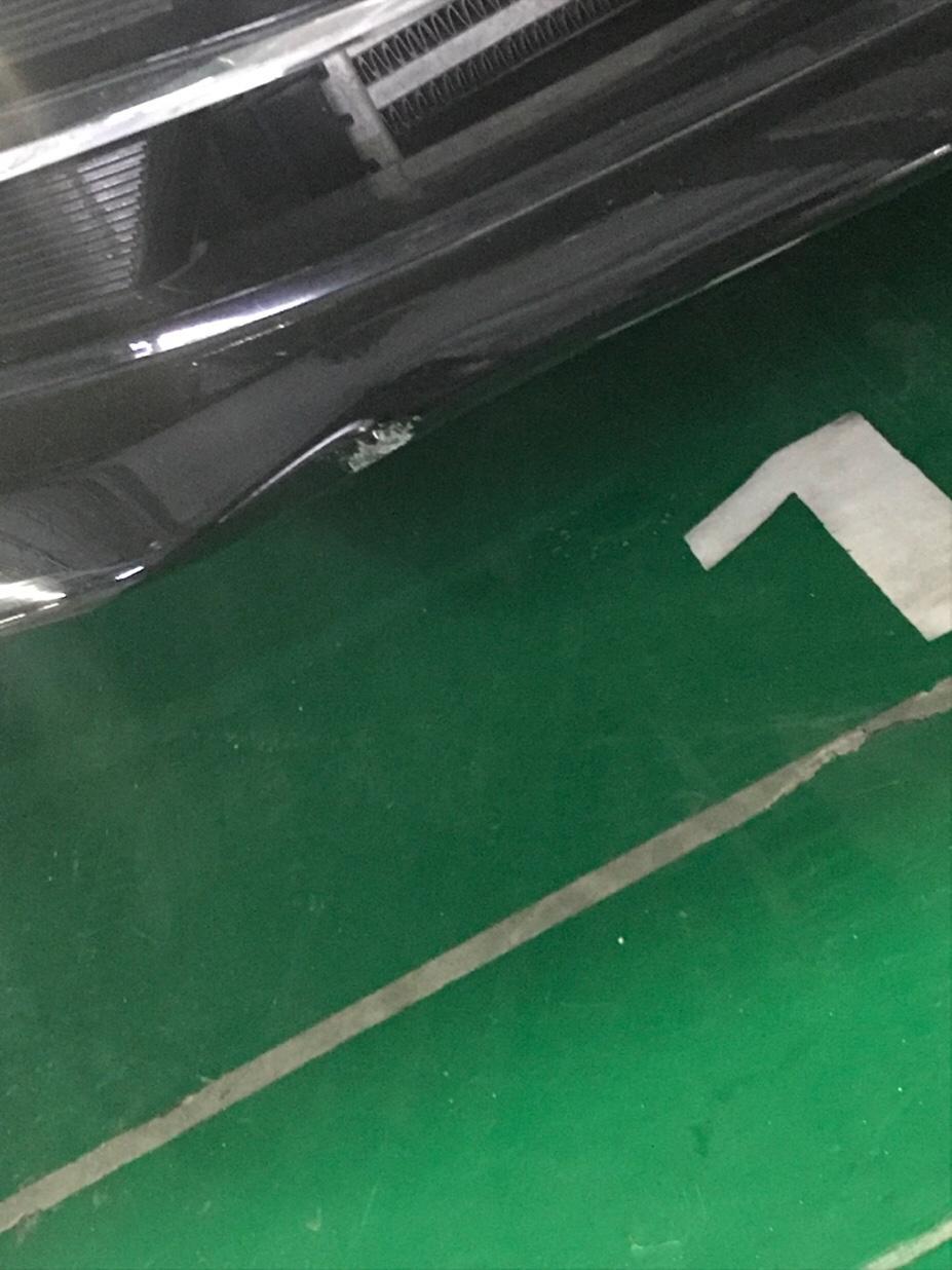 睿骋cc前保险杠这样是修好还是换好，新车，才提车8天