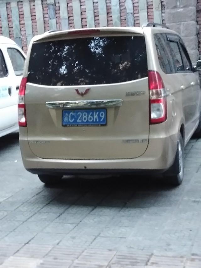 东风风神ax7-适合你的一家用车，对吧？