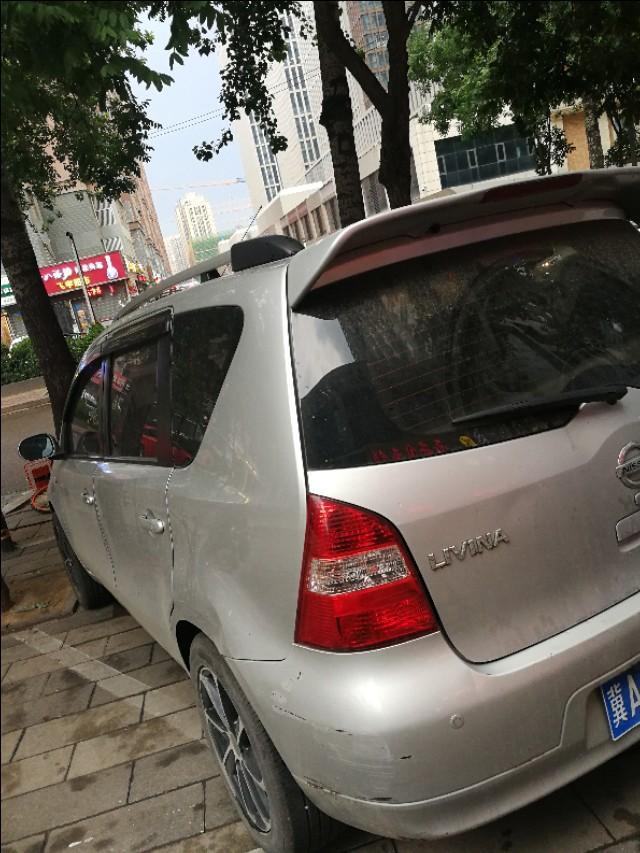 轩逸-后面看这是什么车呀