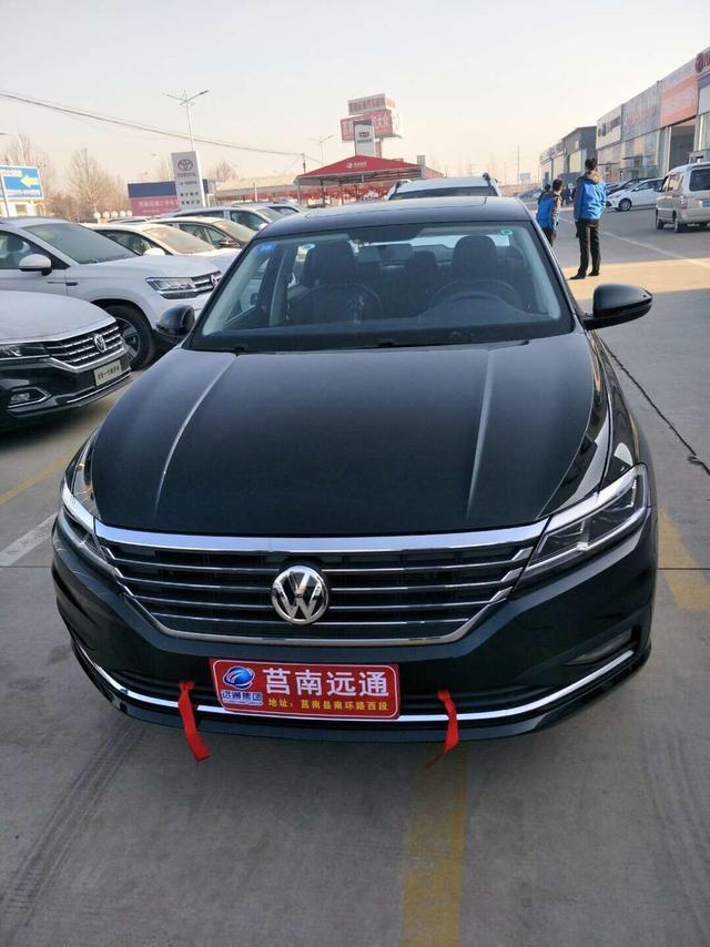 大家看看这是什么车，傻傻的分不清朗逸plus和帕萨特????