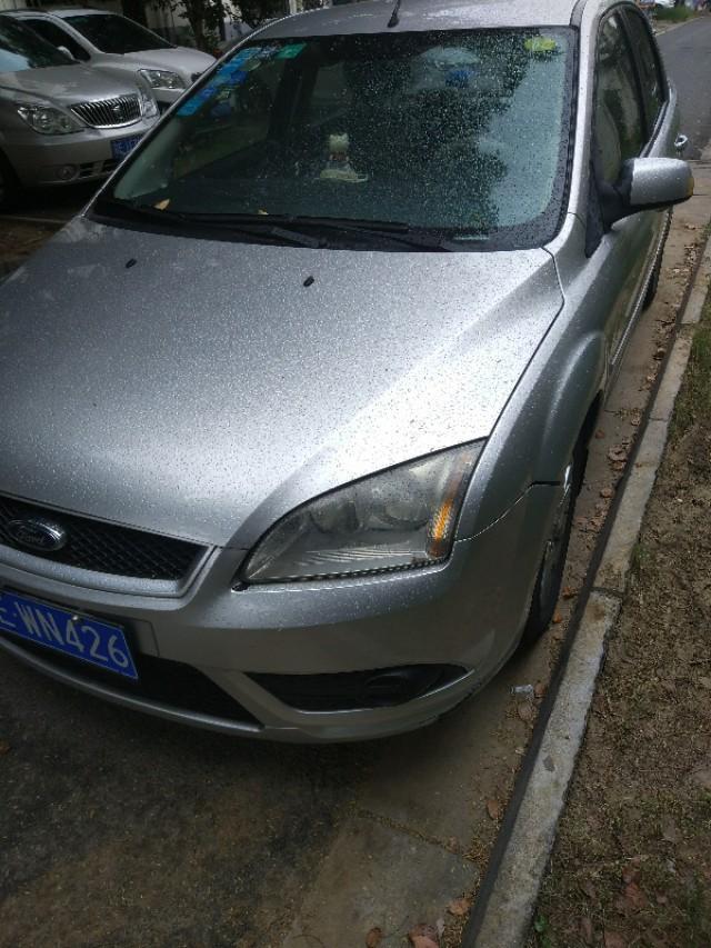 福克斯-老款经典。老朋友。陪我风雨无阻。晒晒。大家喜欢吗?