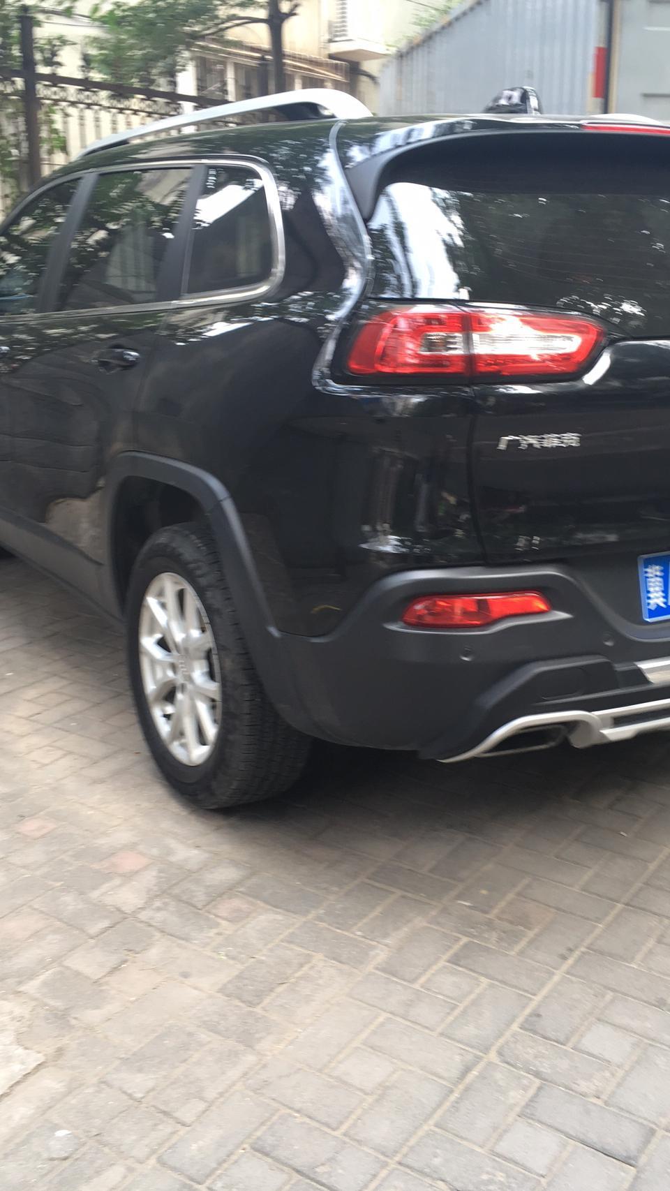 哈弗h6-后尾部设计漂亮吧？
