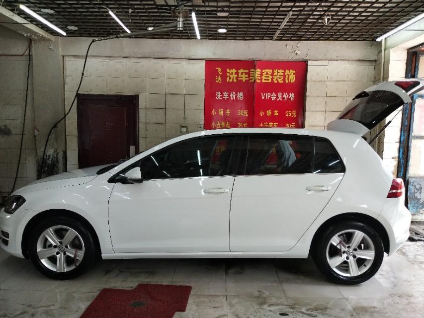 高尔夫-请问，前驱和后驱车，那种更适合东北地区冬季的冰雪路面？