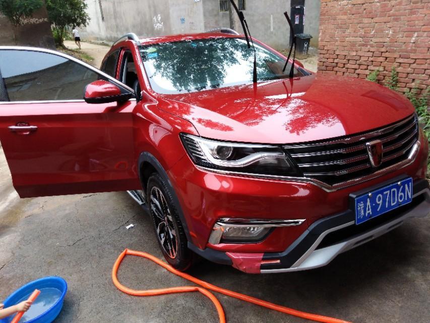 荣威rx5-任性五车上好多杨树上的胶，有什么好办法去掉？