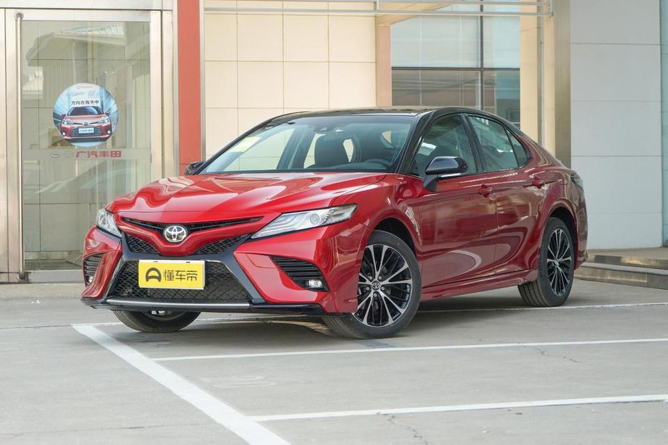 我5月10号在4s店订的2019款凯美瑞2.0红黑风尚版，怎么现在一个多月了还没通知我提车啊？有谁知道大概一般订车要多久才能提车？