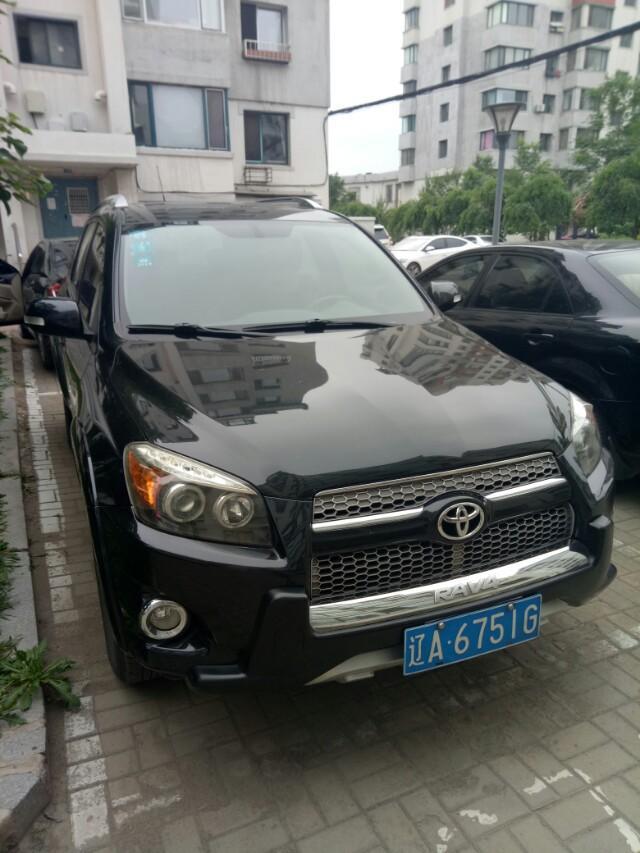 RAV4荣放这款车什么颜色的车漆保值呢？求解？