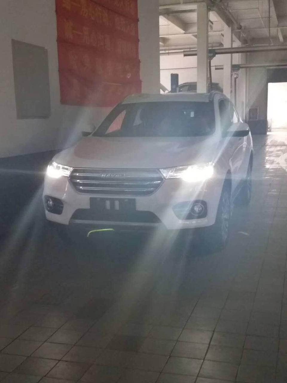 长安cs75-长安汽车的车灯亮不亮？