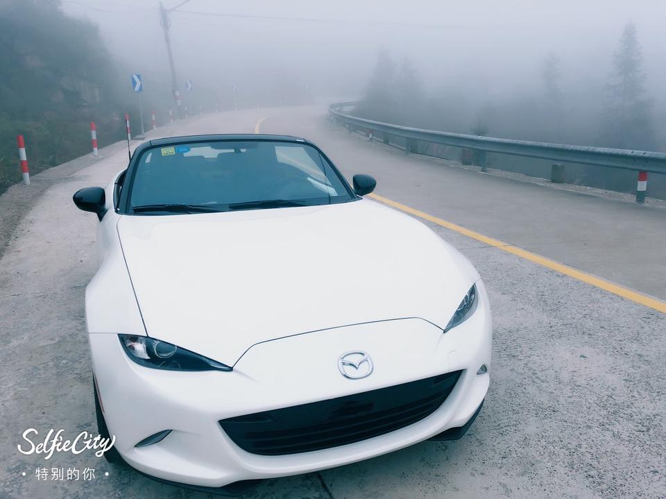 马自达mx-5-驾驶体验 | 驾驶乐趣、操控一级棒！手动挡真的是mx5的灵魂！很幸运能拥有这样一台车。
油耗 | 油耗非常满意，感觉没有任何压力
颜值 | 回头率爆高，温州地区估计是唯一一台手动挡ND
空间 | 还可以，选这个车就不考虑空间了
