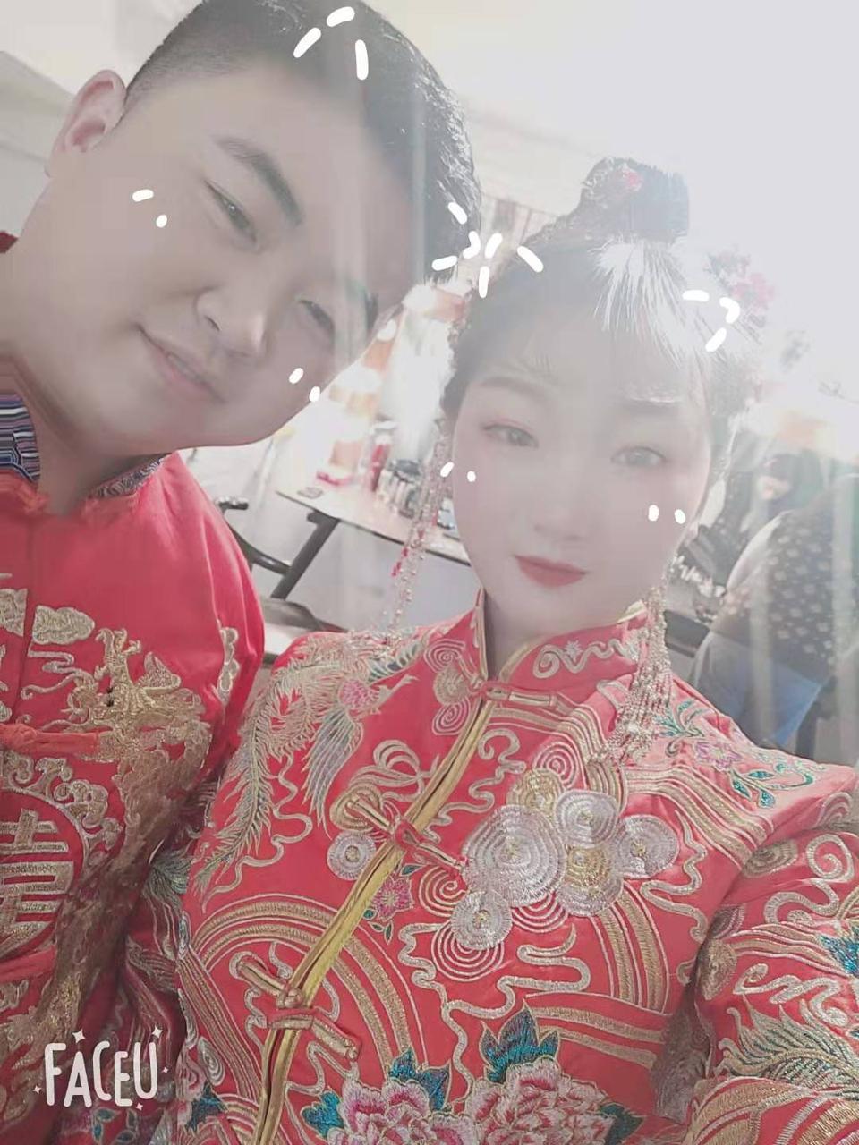 奔驰g级amg-我结婚想想找一辆奔驰大G做花车，有愿意的哥哥们吗？