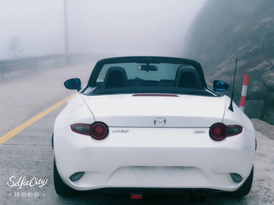马自达mx-5-驾驶体验 | 驾驶乐趣、操控一级棒！手动挡真的是mx5的灵魂！很幸运能拥有这样一台车。
油耗 | 油耗非常满意，感觉没有任何压力
颜值 | 回头率爆高，温州地区估计是唯一一台手动挡ND
空间 | 还可以，选这个车就不考虑空间了
