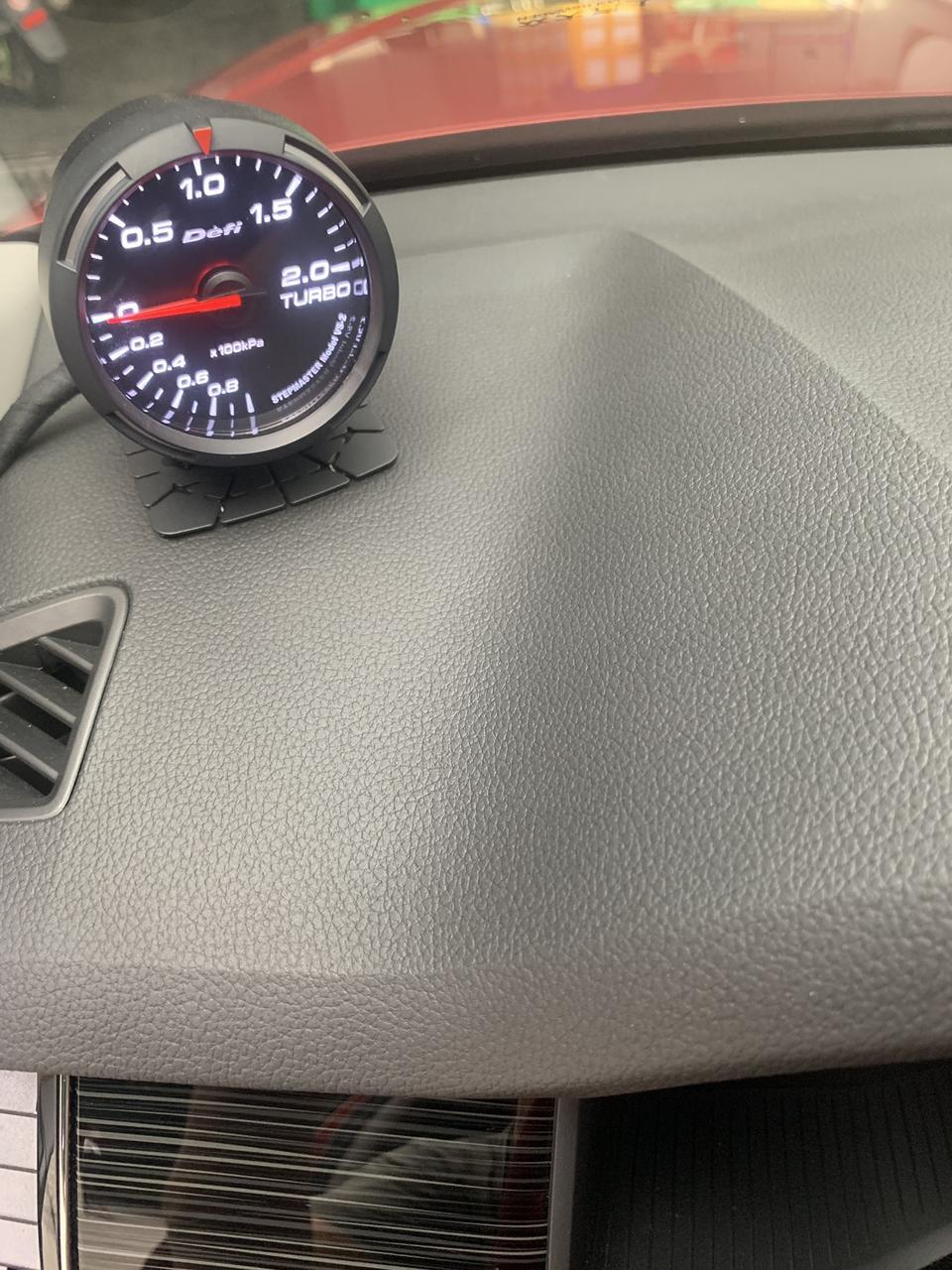 柯迪亚克gt-空间 | 6月订的车. 7.18号提车.   今天9.2号 一个多月开下来. 还没到首保.  给我的感觉。车子是不错. 不管是动力还是空间都OK，但毕竟是SUV 操控还是肉了点 特别雨天 车身高 感觉会漂， 平时95   对于这个油耗 感觉有点高了，2.0T。保持在14-15。觉得有点厉害了。   平时都经济模式去开，也不给重油，还是下不去油耗，不知是不是因为没有上过高速的原因。  主要就是觉得油耗高了点、因为买之前看网评都是10左右，落差大了一丢丢。  
 我是个喜欢改装的人，所以买来马上