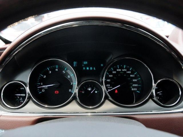 昂科雷-购车总价 | 裸车62w，一套下来76w左右
同级对比 | 看了其他的别克型号，最后还是被那台高功率的V6发动机打动了，他提供的3.6L V6动力，最大功率为231kw，最大扭矩有361N·M，动力系统配的九速自动变速箱在换挡方面表现很突出，手感平滑
油耗 | 目前百公里油耗18-14左右
空间 | 买这个就是看重他的空间大，可以随便折腾，座椅加热很不错，后排走动很轻松，宽敞的一批
驾驶体验 | 方向盘很轻，a柱很大，有点挡视野，启动有推背感

