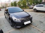 购车总价 | 因为是 二手车，价格就不透露了，09年12月份上牌10万公里。
同级对比 | 虽然是中型车，但是放到现在尺寸不大，比A+大一点，但是后排我180身高坐后面无压力，座椅真皮，软，很舒服。中间凸起没办法四驱都这样。老款了功能也多，后视镜折叠，换挡拨片，座椅加热，自动分区空调，主副电动座椅带记忆，无钥匙进入和启动，多功能方向盘，一建升降，电动手刹，倒车影像，放到2010年功能非常强大，放到现在也还够用了，毕竟是当年2.5自吸顶配。
故障吐槽 | 10年了无大修，只保养和更换损耗件，唯一的是方向十字