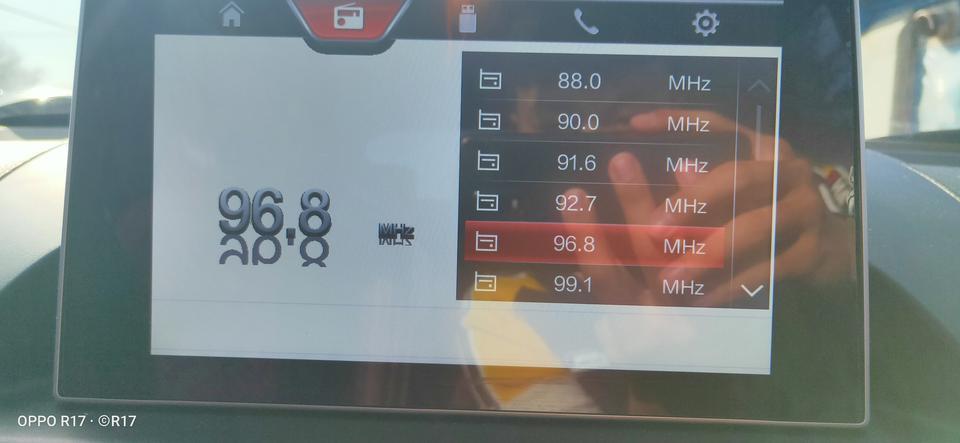 奔腾x80-17款80前一段中控坏了4s店告诉等这都等俩月了也没给换
