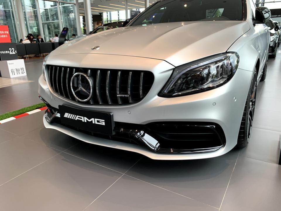 奔驰c级amg-下了定金，但车不想买了，有什么办法能退定金吗？
