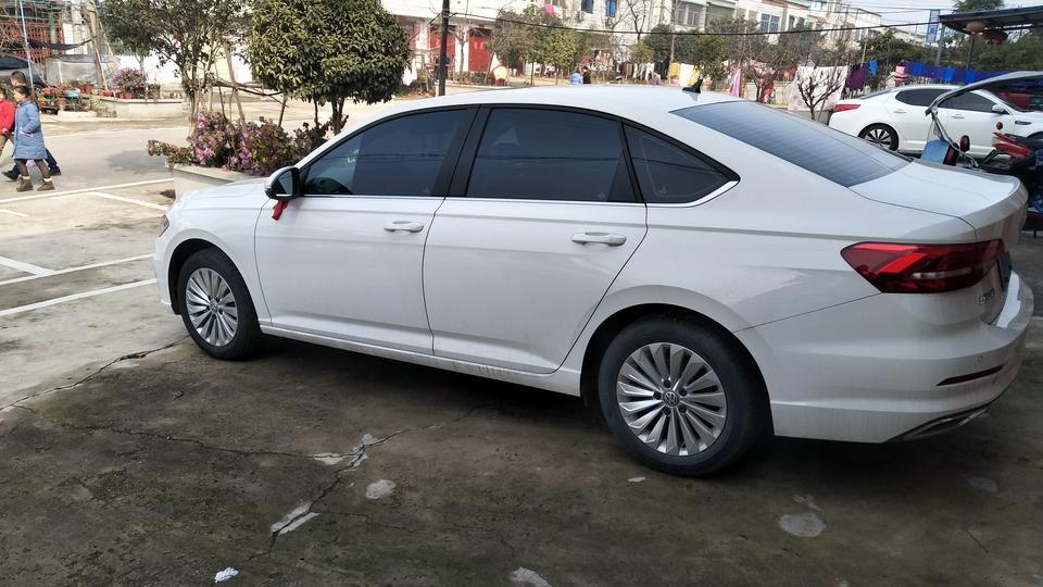 朗逸-为什么我的郎逸轮胎和别人的不一样啊？2019款，1.4自舒版，有和我一样的吗，