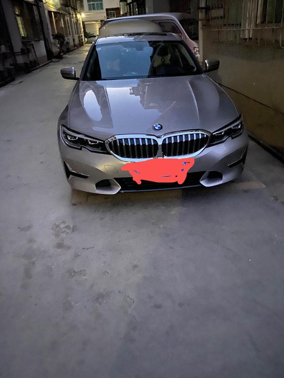 宝马3系-想问一下这车是？