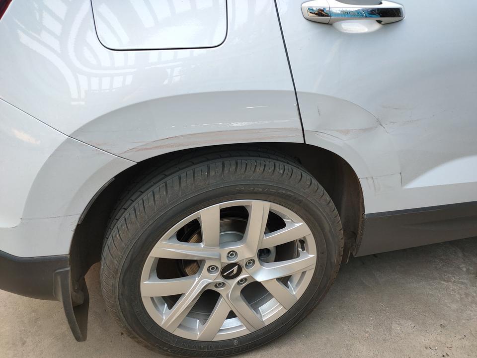 捷达vs5-这是捷达车剐蹭到海马S5车，划算报保险维修吗？