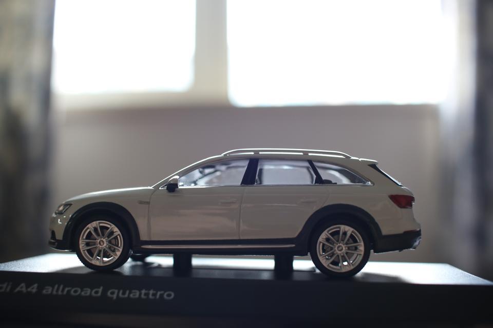奥迪a4(进口)-前辈们a4 allroad可以用q5的行李架横杆吗