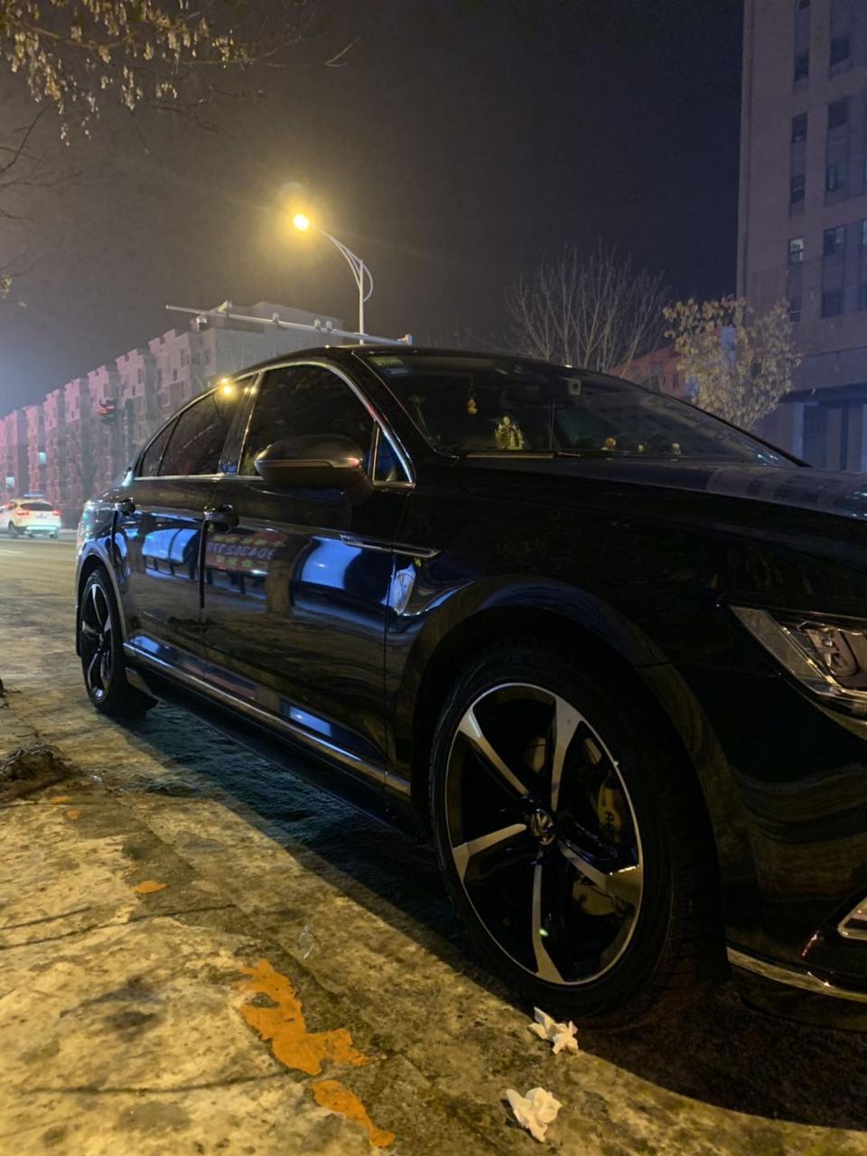 车友们，我是19款330迈腾，我想换一套19寸的刀锋，有更换的吗？有什么建议吗？会不会太颠？舒适度怎么样？求大神告知一下！谢谢??