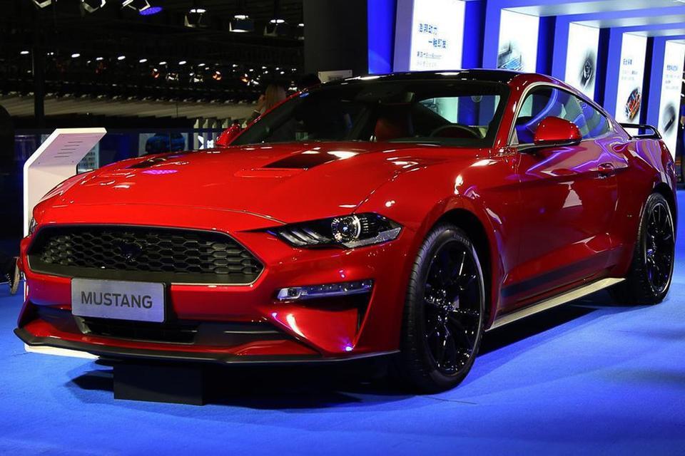 萌新问一下，Mustang 2020 暗夜骑士和黑曜魅影这两款车中规能不能改装成宽体？