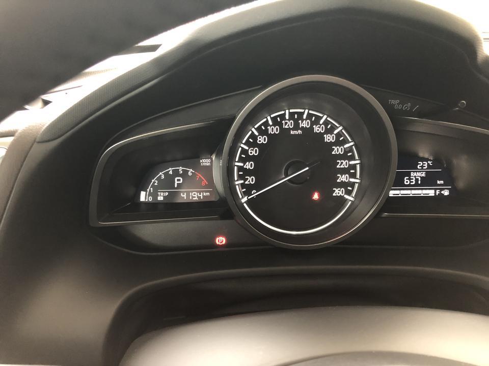 马自达cx-4-里程表a，b的数跟里程数相差一千多，是什么意思，谁能解释一下，去首保时才发现可以切换，可以清零，也就是说，首保后才发现两数字一样