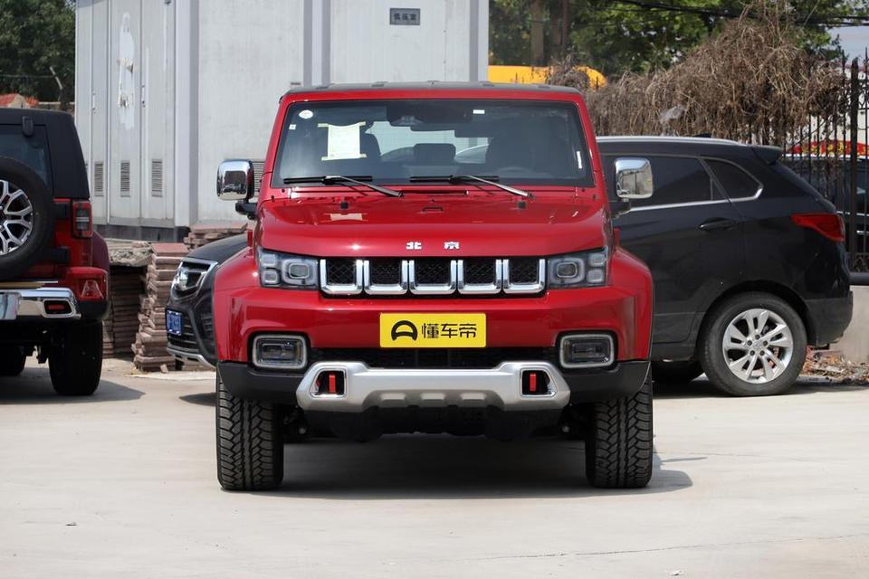 北京bj40-BJ 40 pulas   装多大的磅的绞盘可以自救和救别人?
用多少负电压的?
装的时候用不用从新打眼?
素车能安装麽?